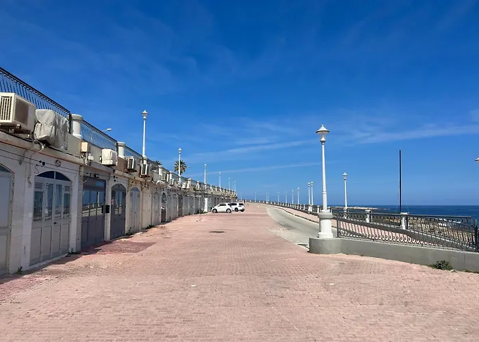 Seafront Beachroom